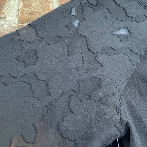 Nordstrom Rack‎ NWT Blouse Short Floral Sleeves Lightweight Black Women's Small - Picture 5 of 9